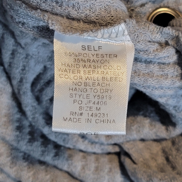 KORI Gray Waffle Knit Top Lace Up Tie Sides Medium - Picture 6 of 6